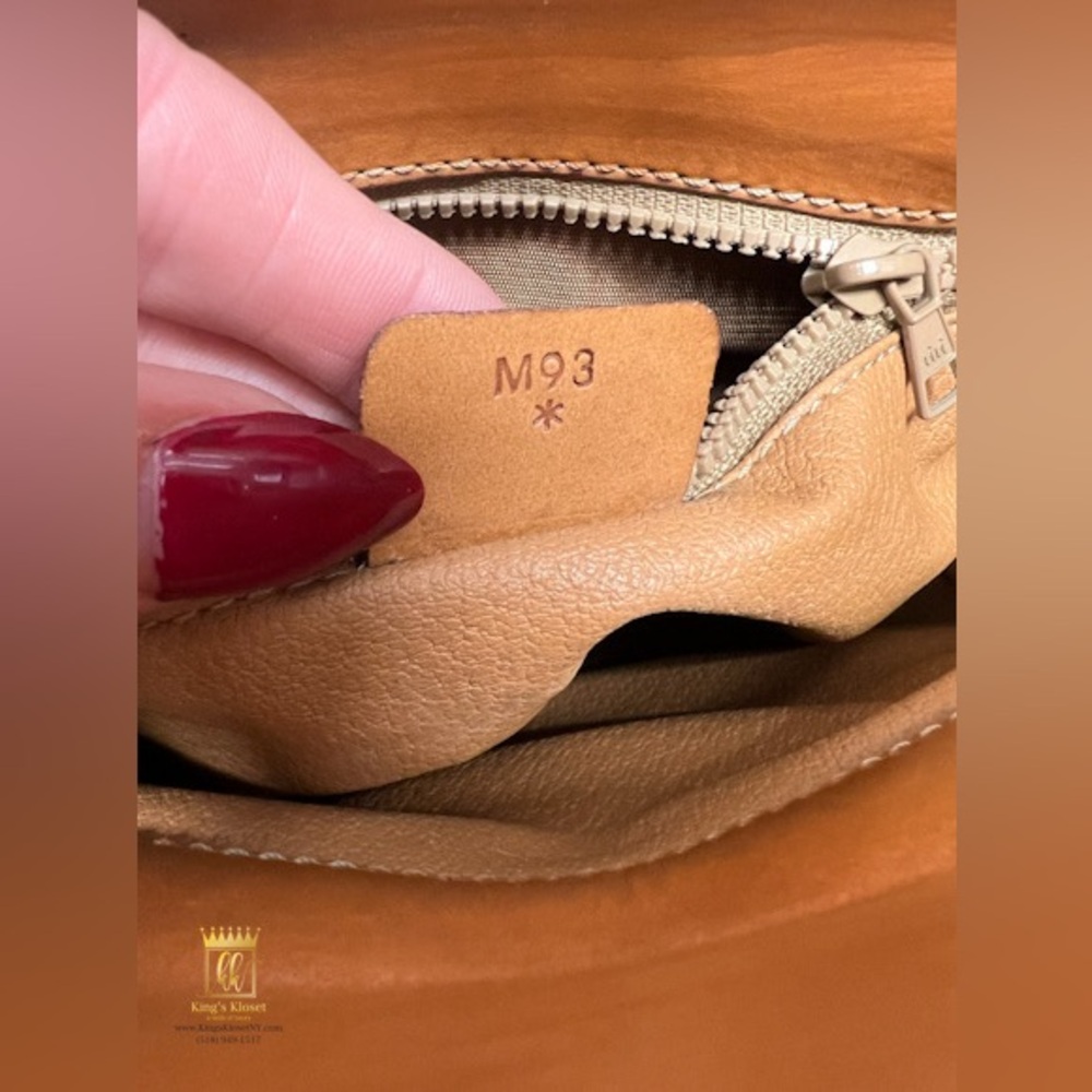 Céline Macadam crossbody bag - Picture 9 of 13